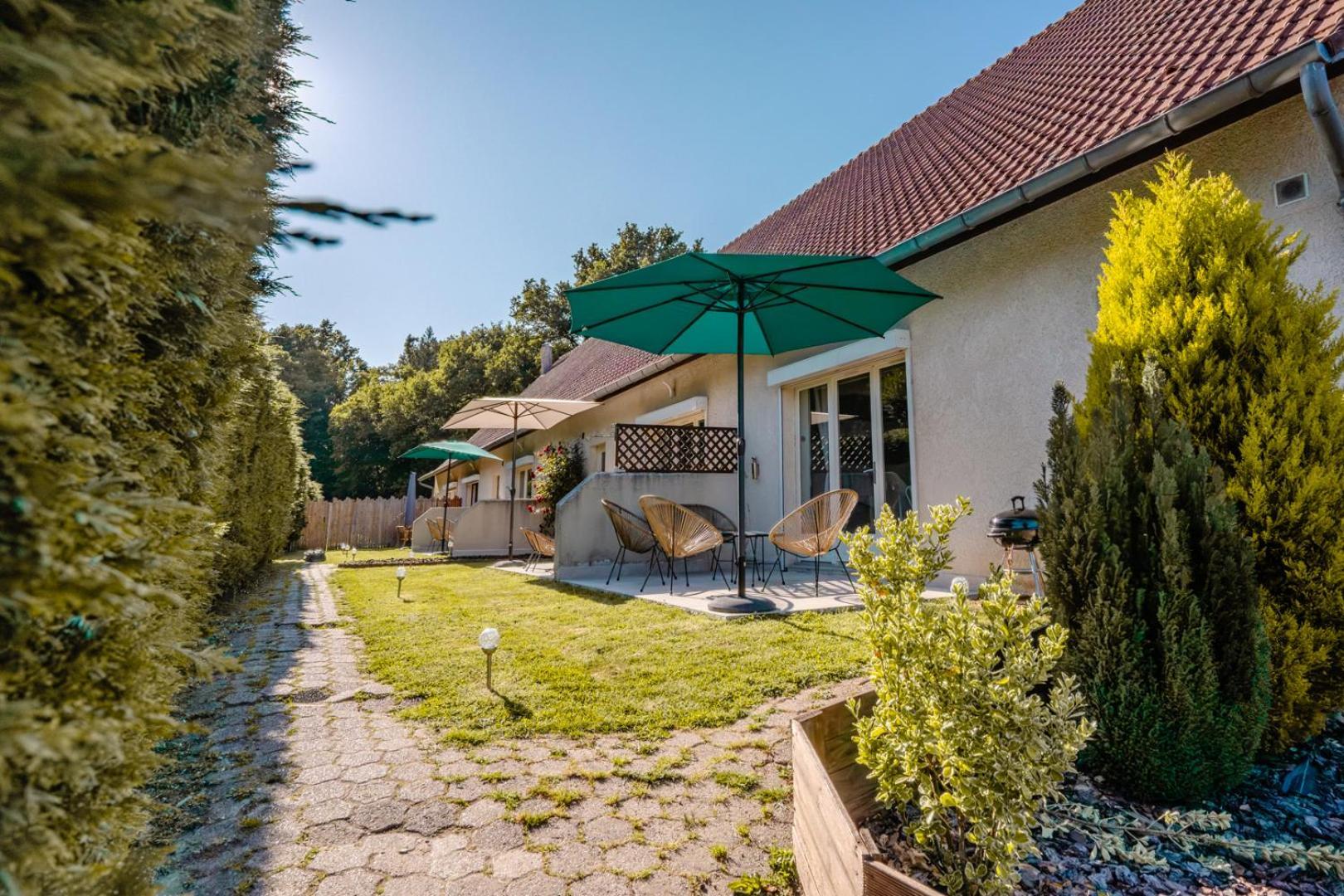 Apartment La Goutte D'eau - Baby Foot - 6 Personnes Lits King & Queen Size - Terrasse Vue Etang